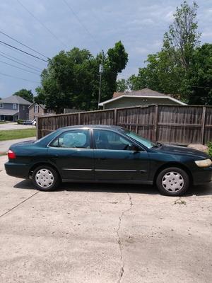 VEHICLE FOR SALE: 1999 Honda Accord 