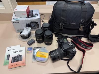 Canon 50D DSLR with bag and accessories