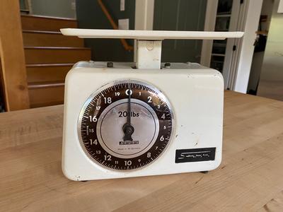 Vintage Kitchen Scale $15