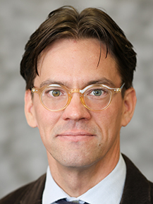 photo of Warren Campbell
