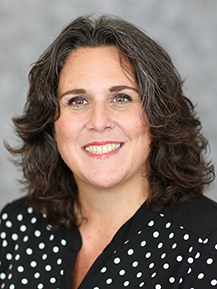 photo of Jennifer Crum