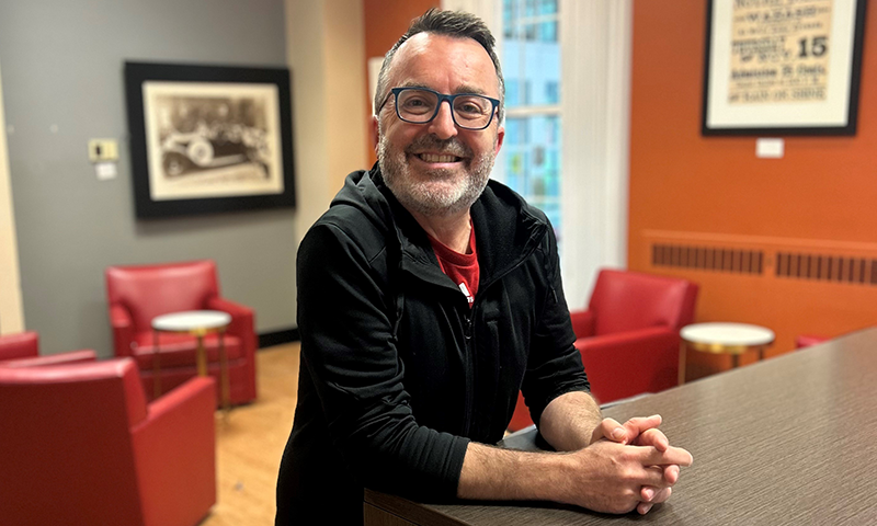 Professor of Classics and this year’s recipient of the McLain-McTurnan-Arnold Excellence in Teaching Award, Dr. Jeremy Hartnett ’96.