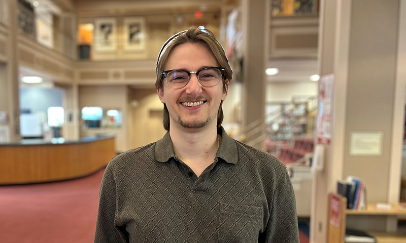 Managing Editor of student newspaper The Bachelor, Nathan Ellenberger &rsquo;26.