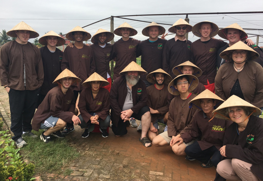 Students went farming in the Vietnam Immersion Trip