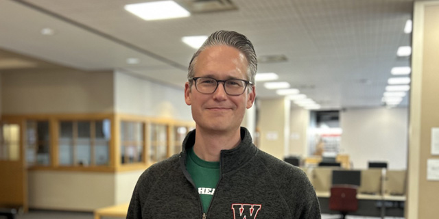 Dr. Neil Schmitzer-Torbert