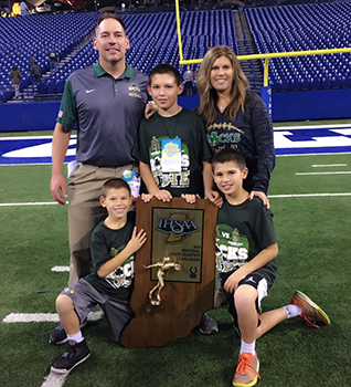 Jake Gilbert ’98 and family