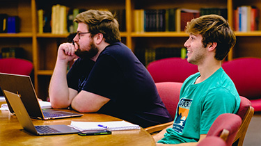 With 74% of classes having fewer than 20 students and a 10:1 student-to-faculty ratio, the Fiske Guide spotlighted Wabash’s academic environment.