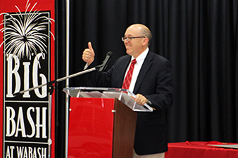 President Gregory D. Hess gives his approval to the alumni in attendance.