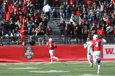 Ryan Thomas scored on a 79-yard catch and run.