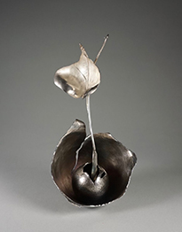 Sculpture by Jessica Mohl from Unholding