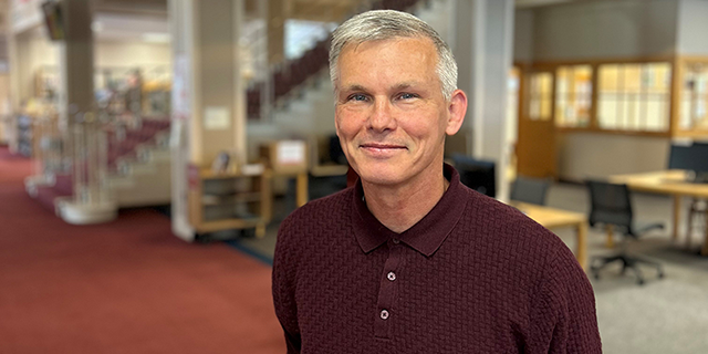 Outgoing Dean of Students and German professor, Dr. Greg Redding ’88