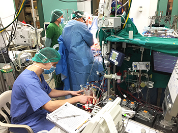 In the middle of the operating room in Ecuador