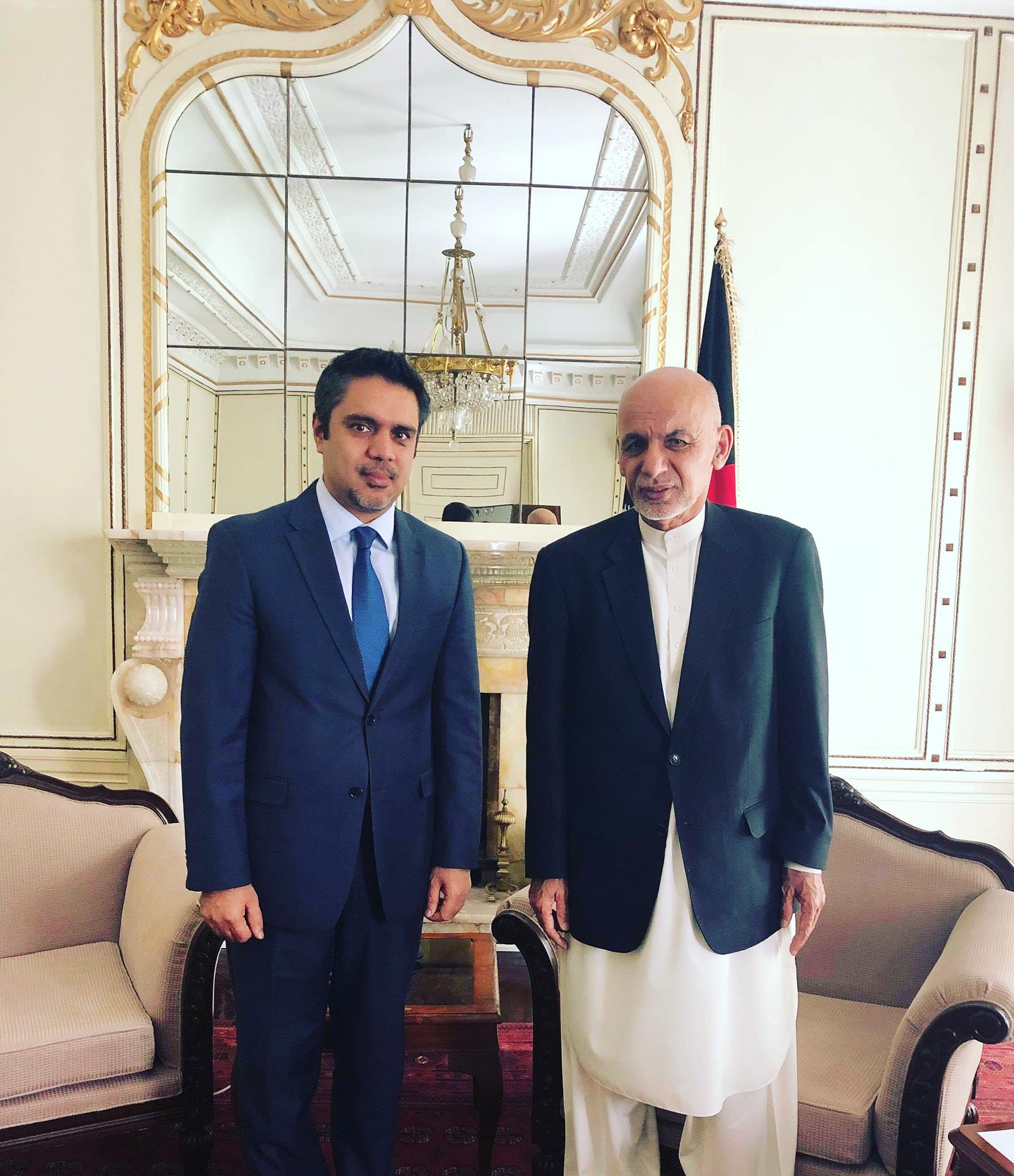 Haidari with Afghan President Ashraf Ghani.