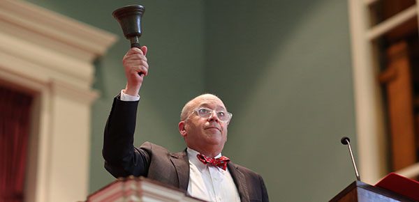 President Hess rings in the Class of 2023