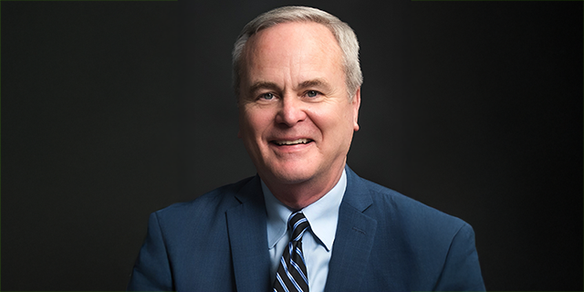 Clay Robbins &rsquo;79