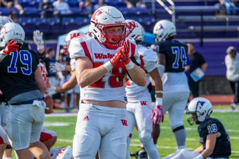 a football player in a uniform
