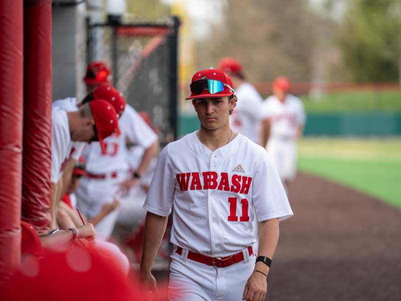 a baseball player in a uniform