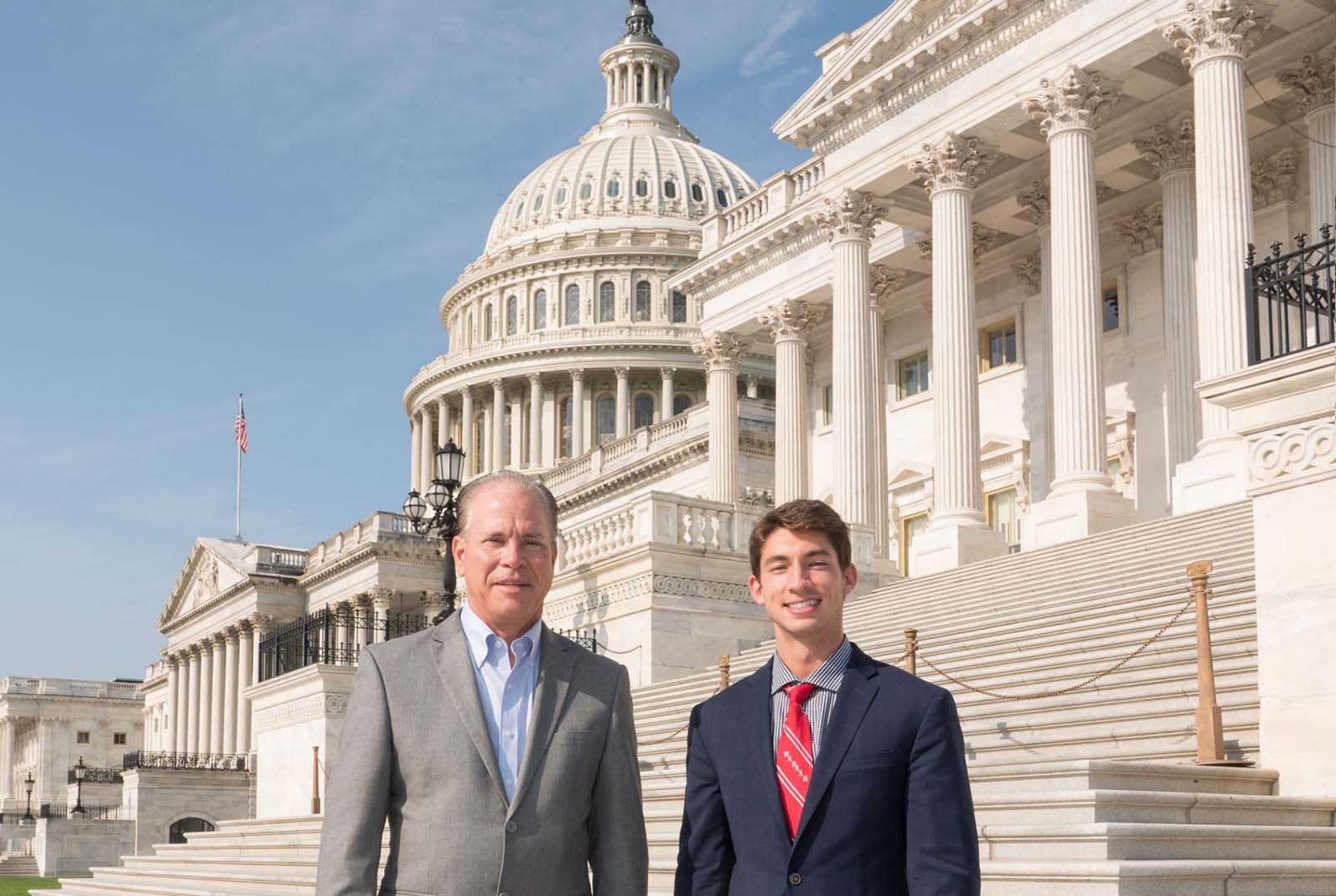 internship photo with Senator Braun